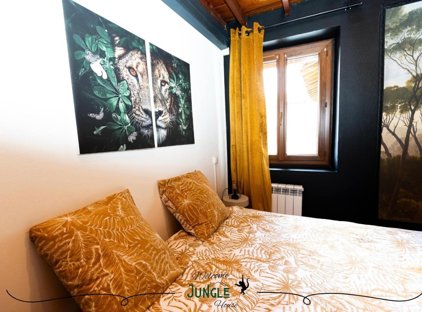 Maison "Jungle House" 90 M2 Billard, Retroprojecteur, Bar A Jeux , Vinyle, Wifi Fibre, Ideal Pro & Famille A Montbrison Esterno foto